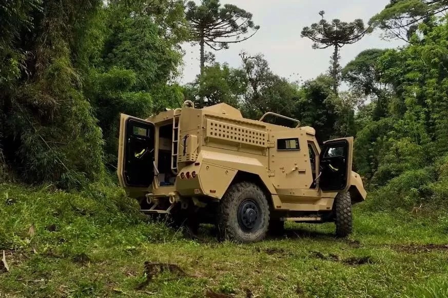 Влада Паране планира куповину 12 оклопних возила за полицију и спроводи тестове за процену тржишта