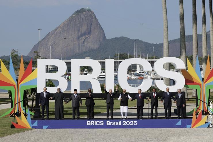 Горан Николић: Два глобална поретка